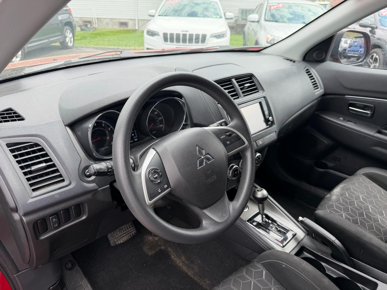 Mitsubishi Outlander Sport  2022