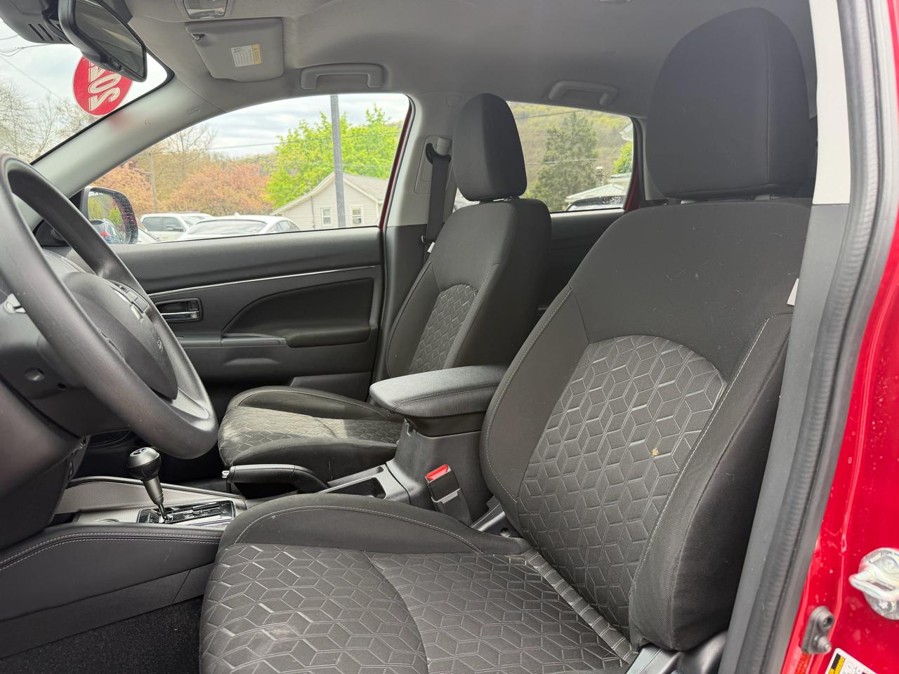 Mitsubishi Outlander Sport  2022