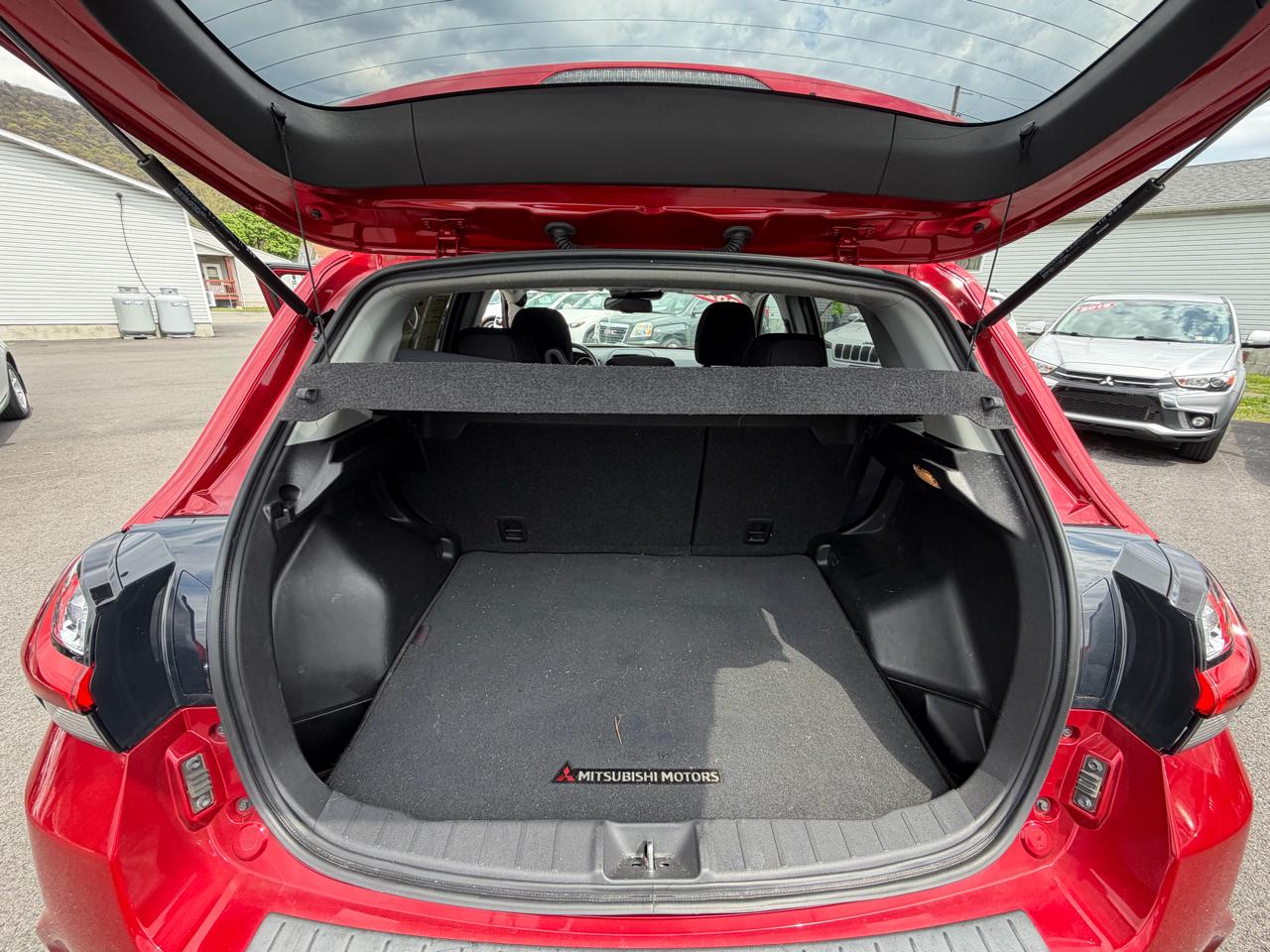 Mitsubishi Outlander Sport  2022