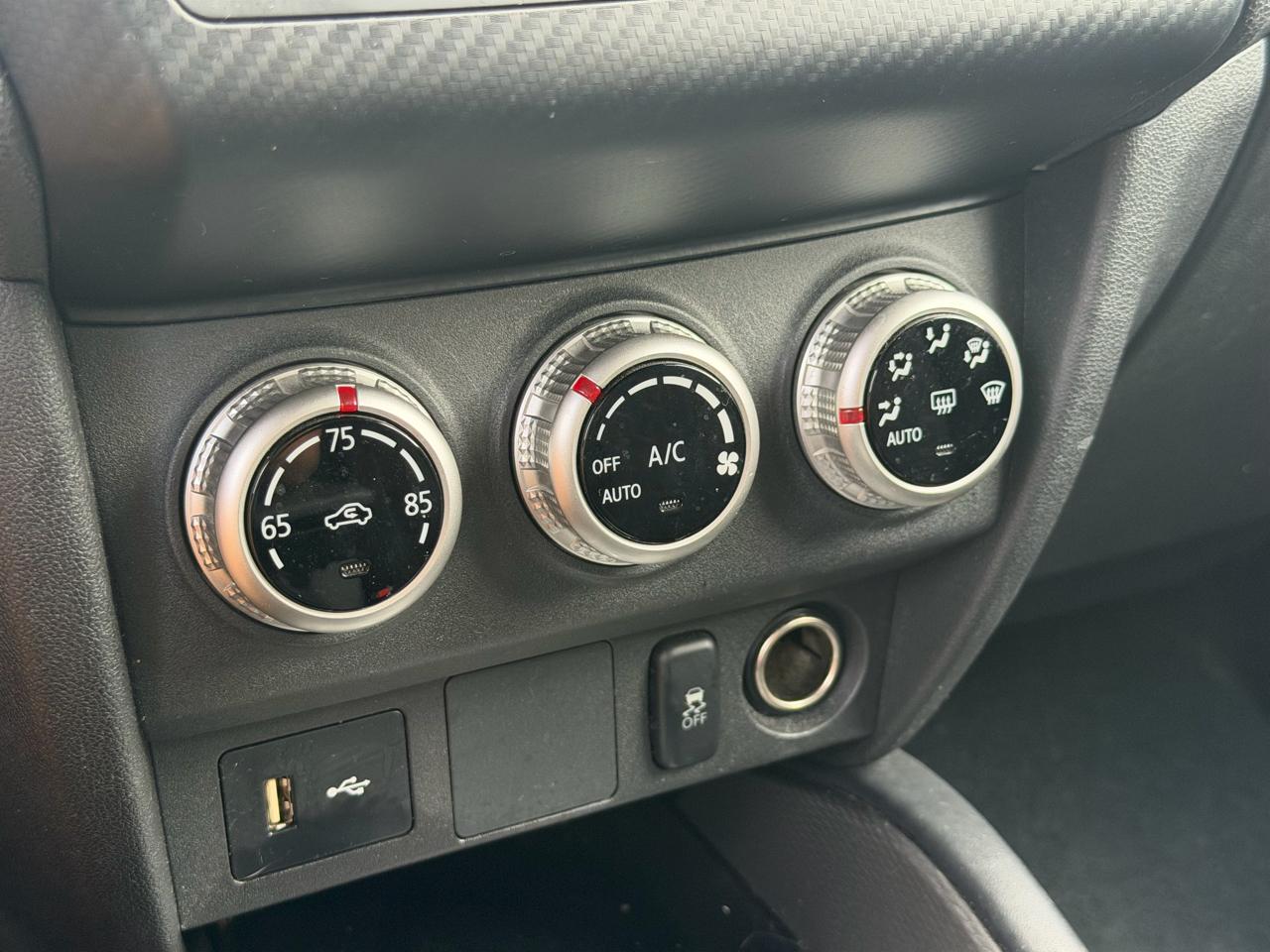 Mitsubishi Outlander Sport  2022