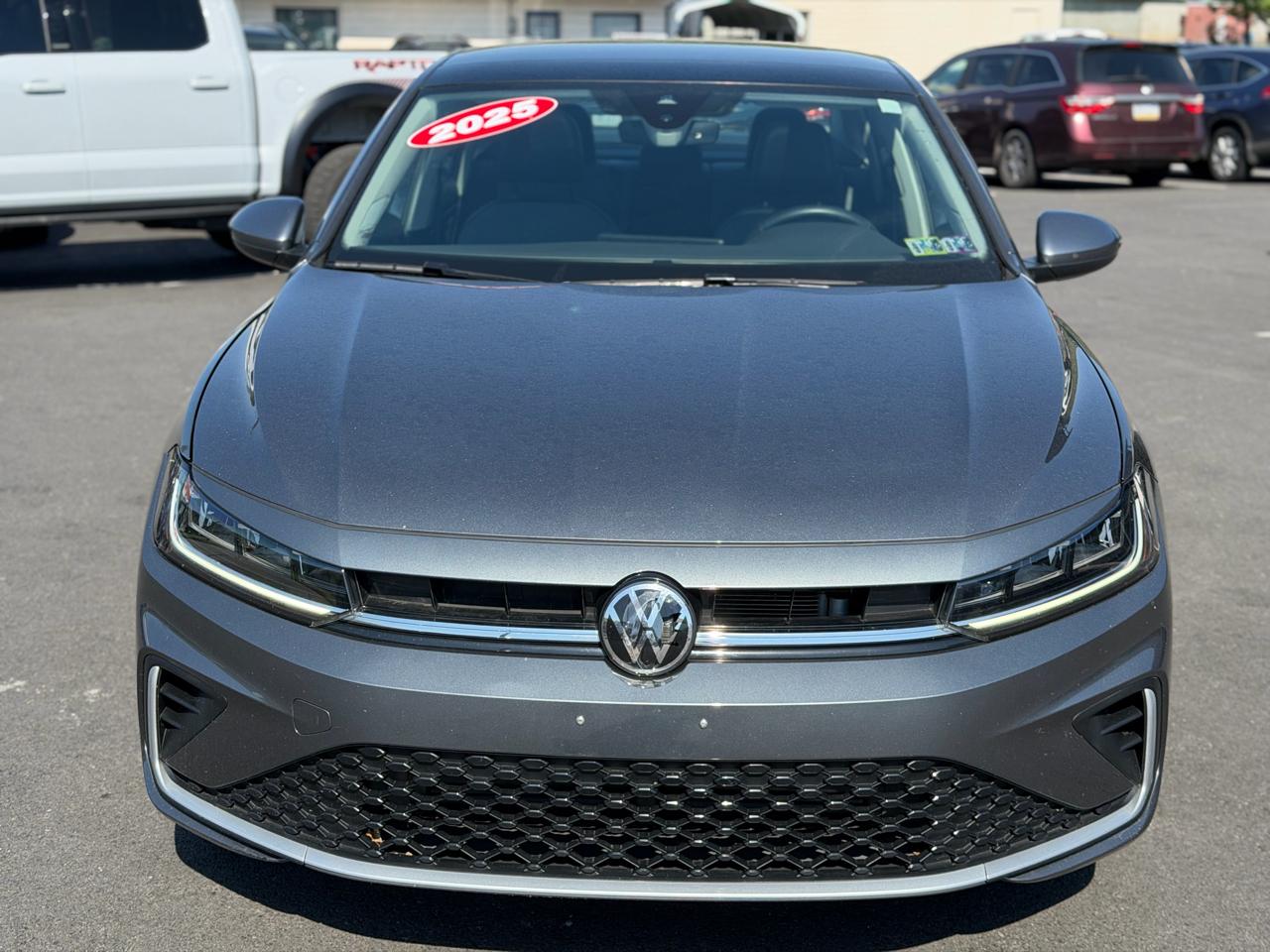 Volkswagen Jetta  2025