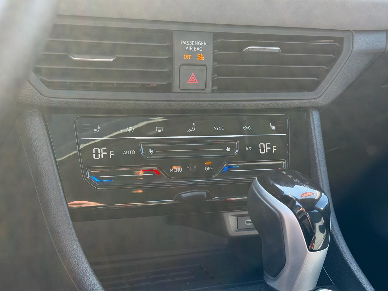 Volkswagen Jetta  2025