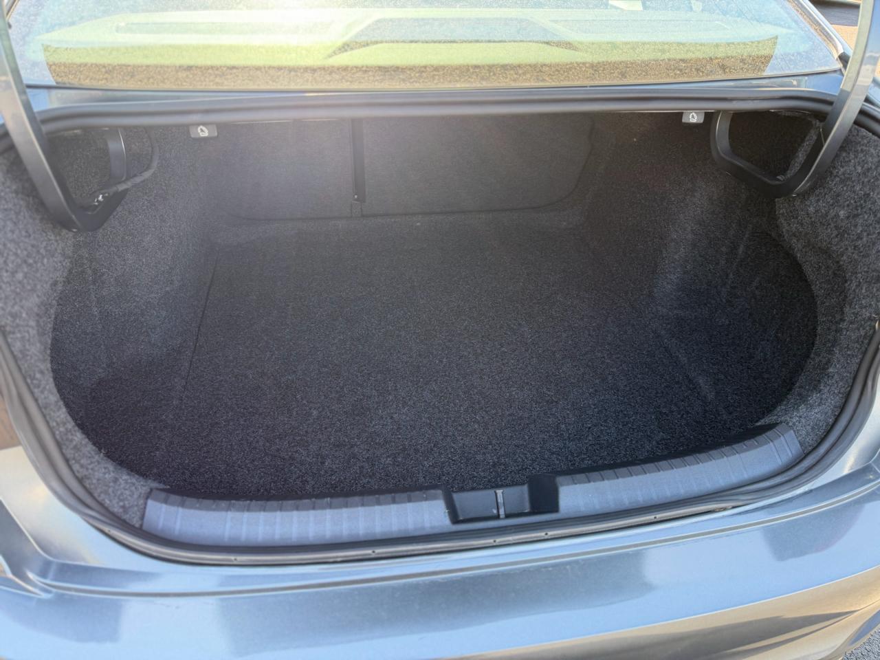 Volkswagen Jetta  2025