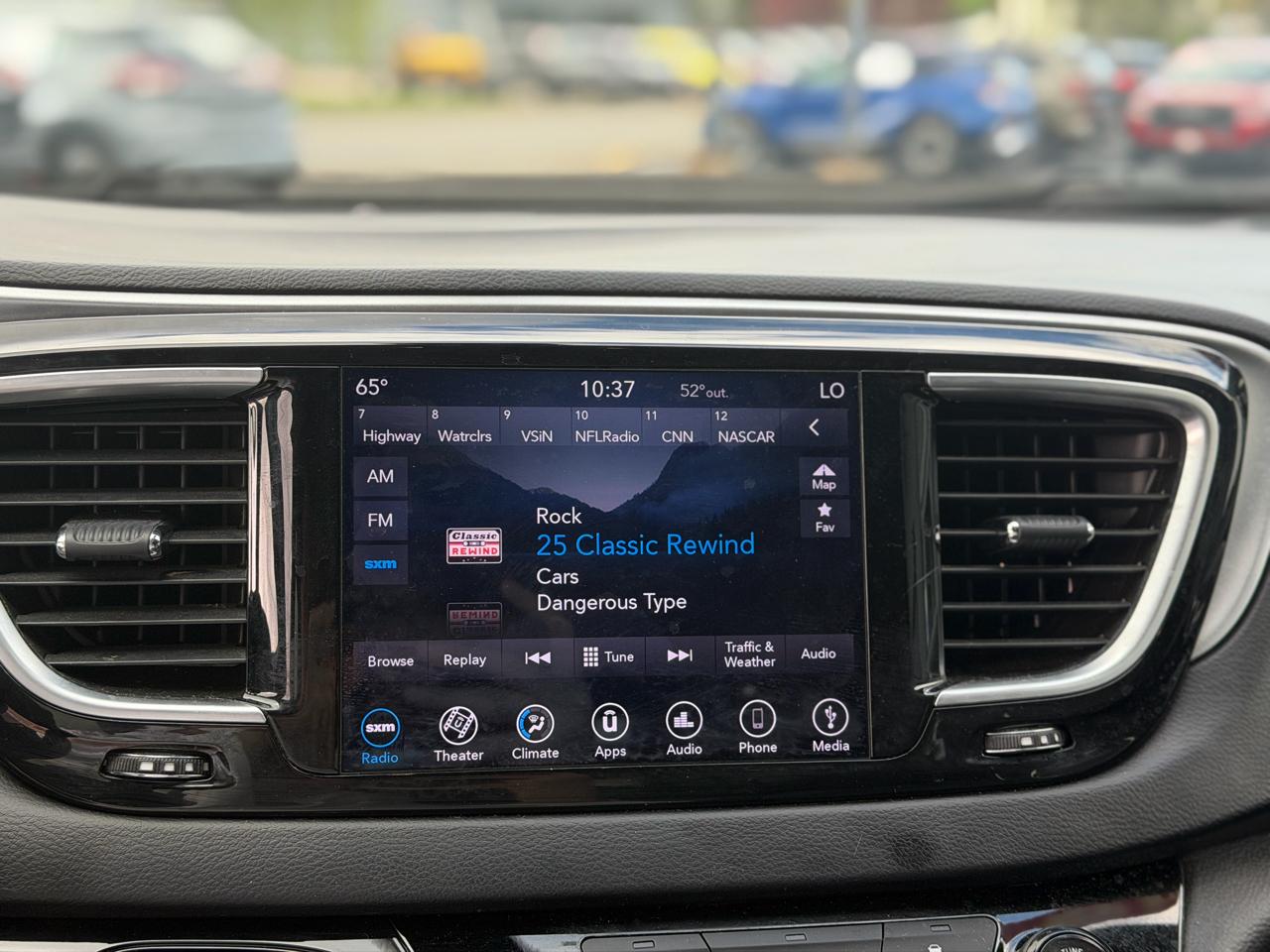 Chrysler Pacifica  2019