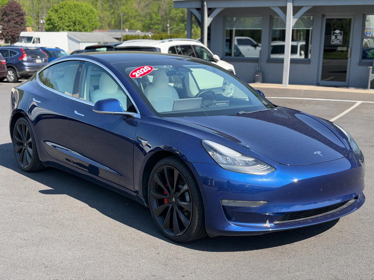 Tesla Model 3  2020