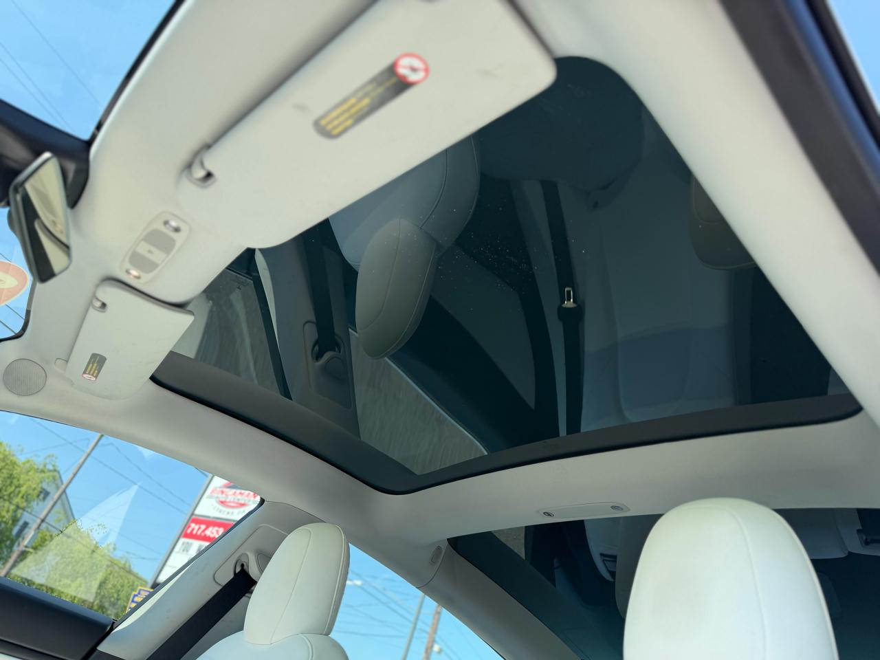 Tesla Model 3  2020