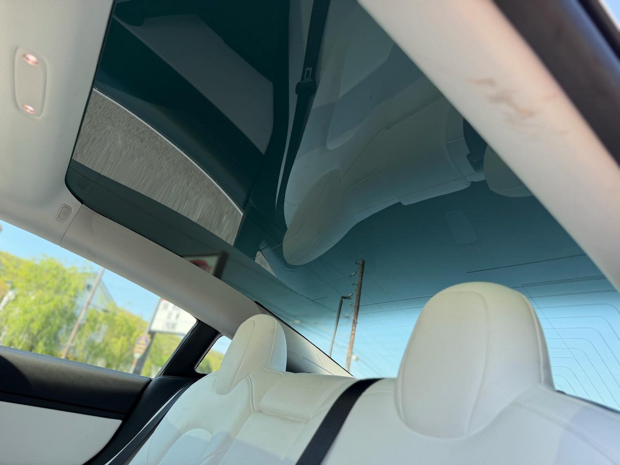 Tesla Model 3  2020