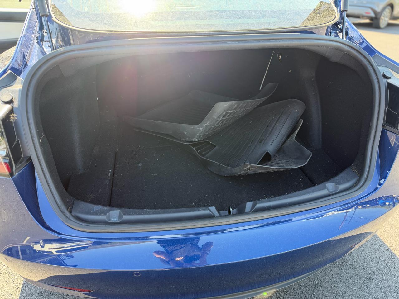 Tesla Model 3  2020