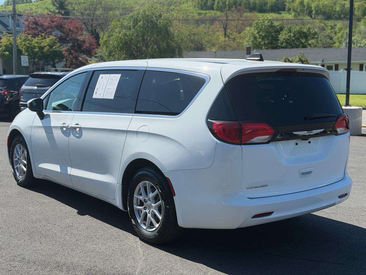 Chrysler Voyager  2023