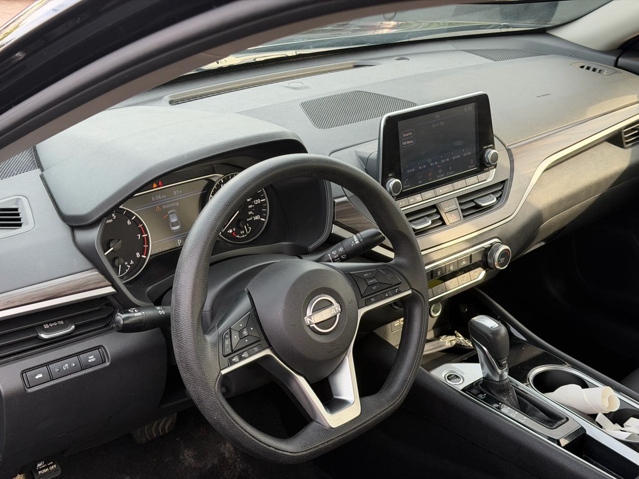 Nissan Altima  2024
