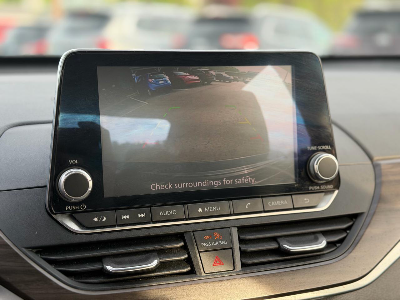Nissan Altima  2024