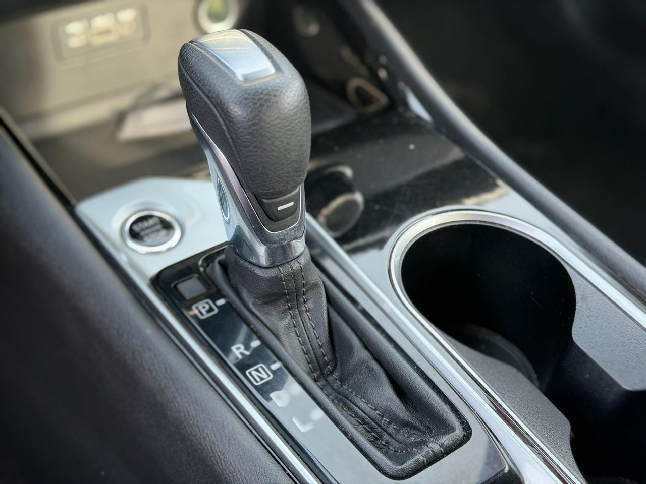Nissan Altima  2024