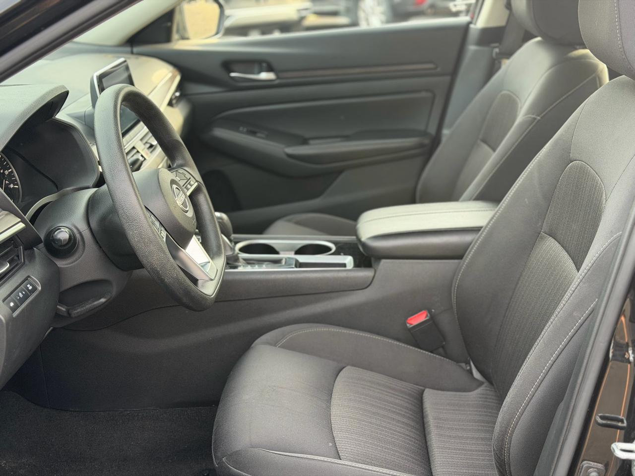 Nissan Altima  2024
