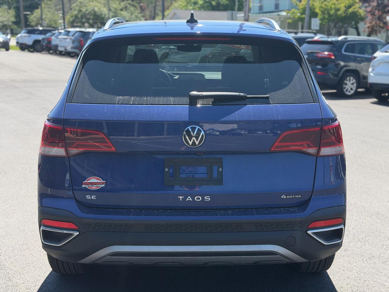 Volkswagen Taos  2024