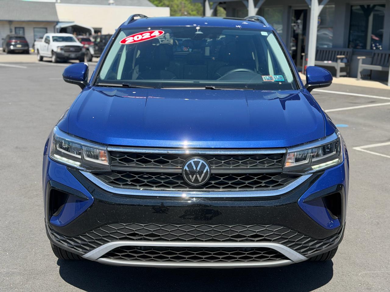 Volkswagen Taos  2024