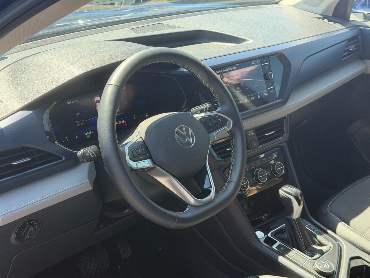 Volkswagen Taos  2024