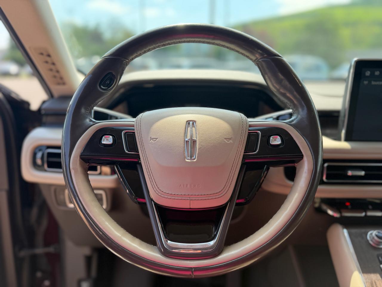 Lincoln Aviator  2020