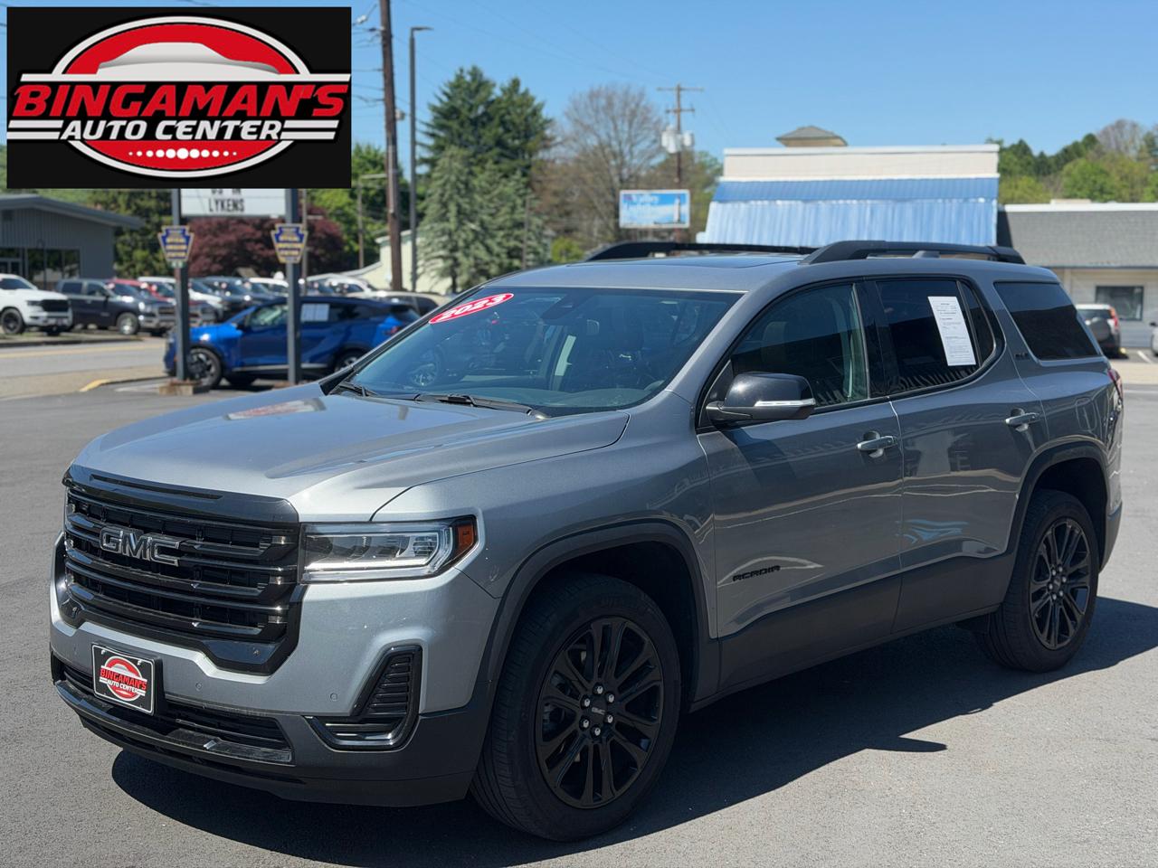 2023 GMC Acadia SLE AWD's photo