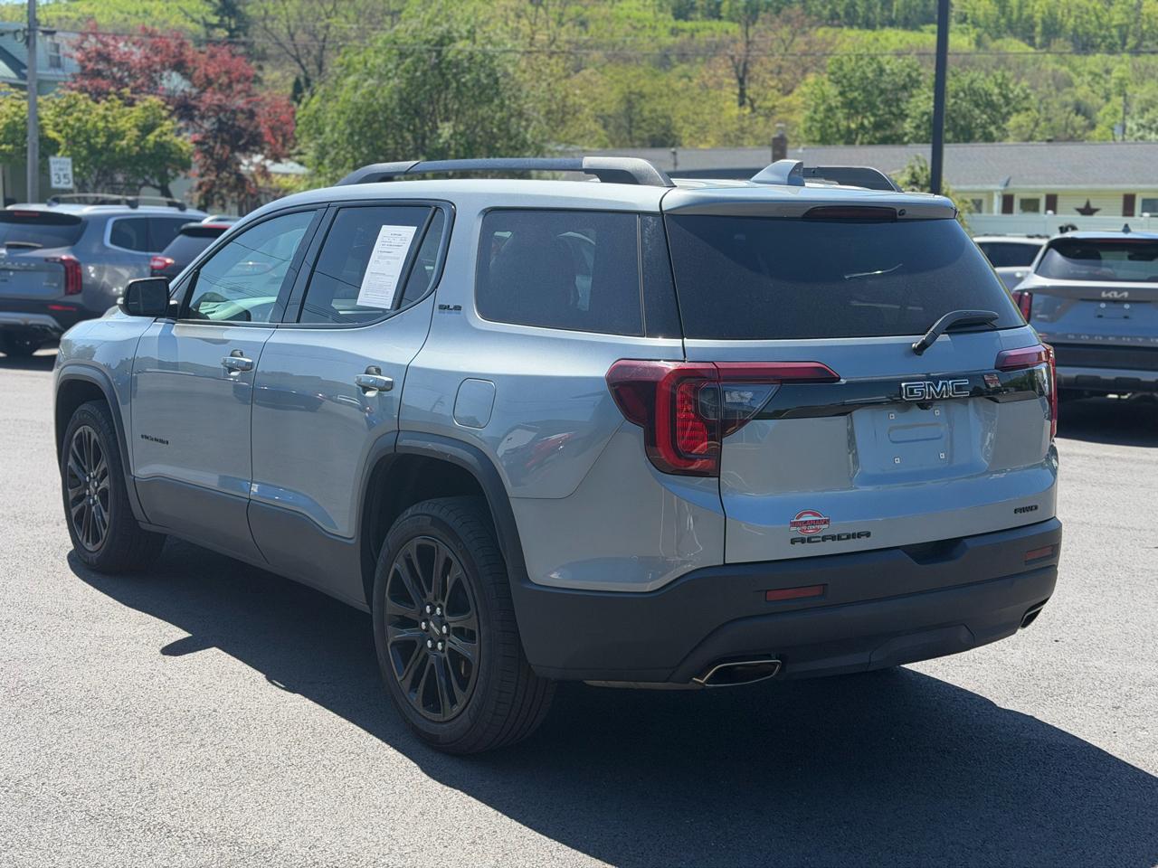 GMC Acadia  2023