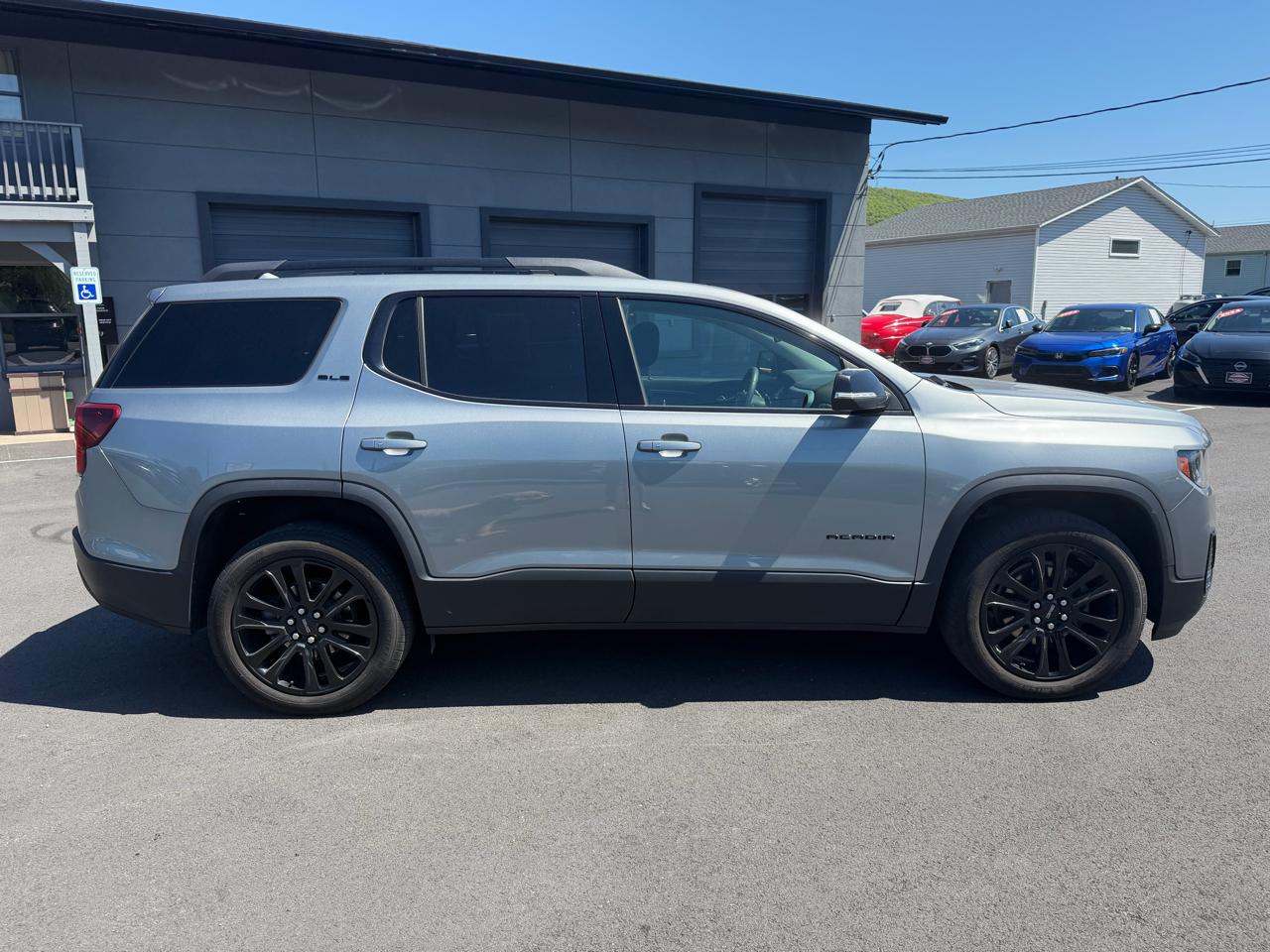 GMC Acadia  2023