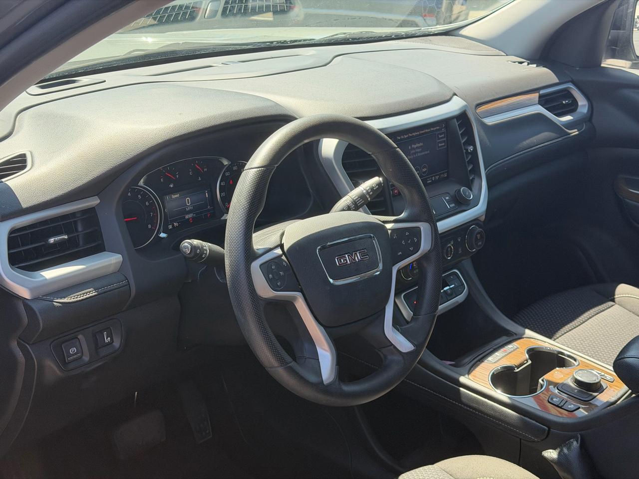 GMC Acadia  2023