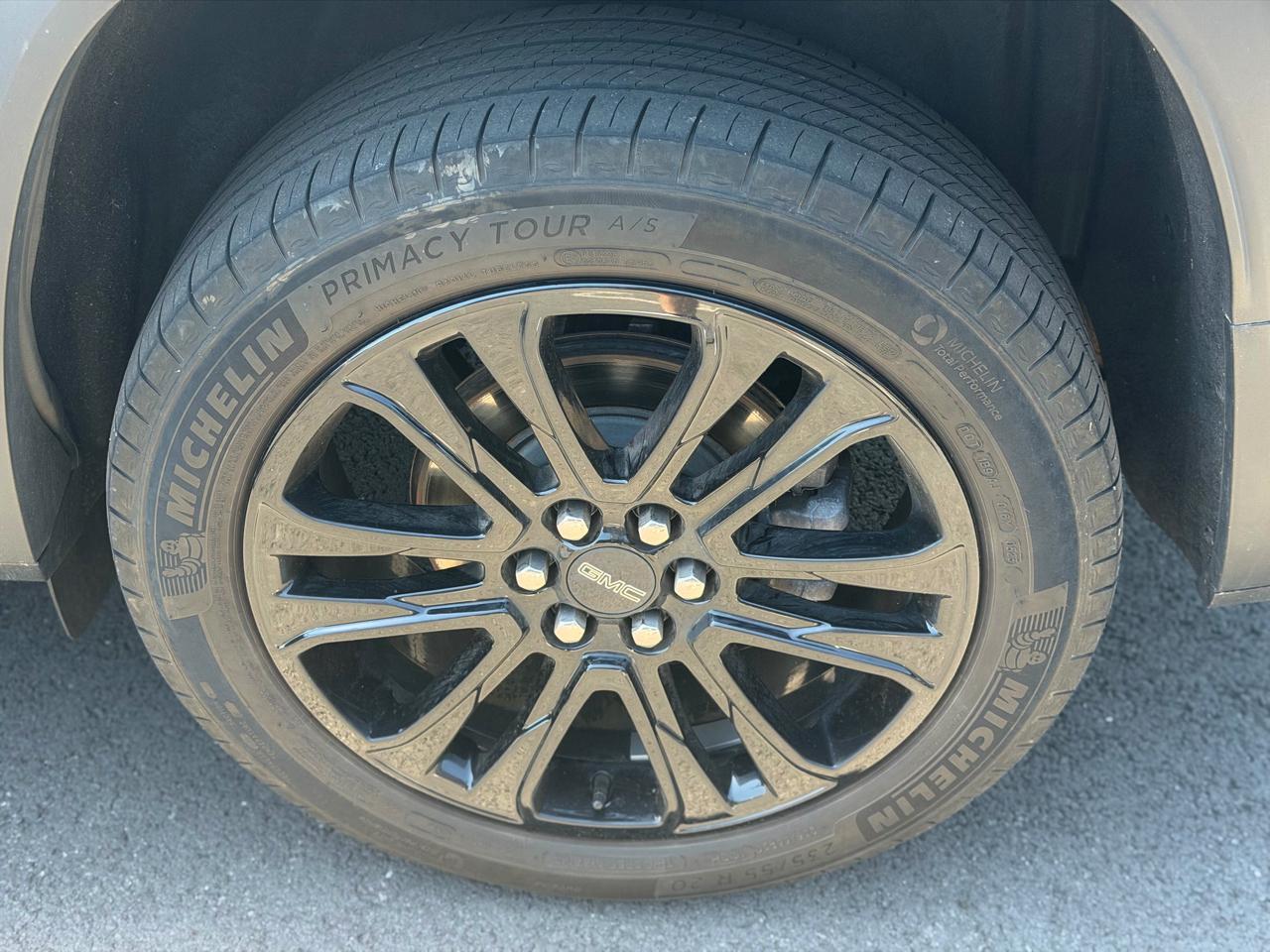GMC Acadia  2023