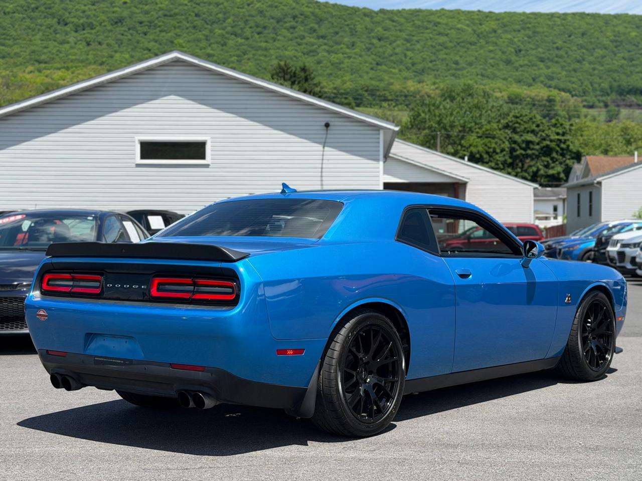Dodge Challenger  2016