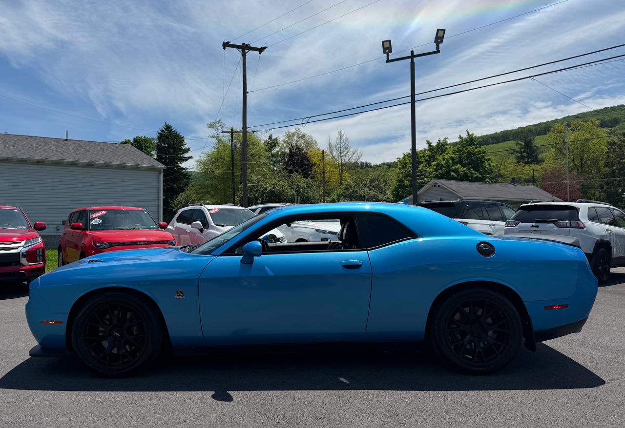 Dodge Challenger  2016