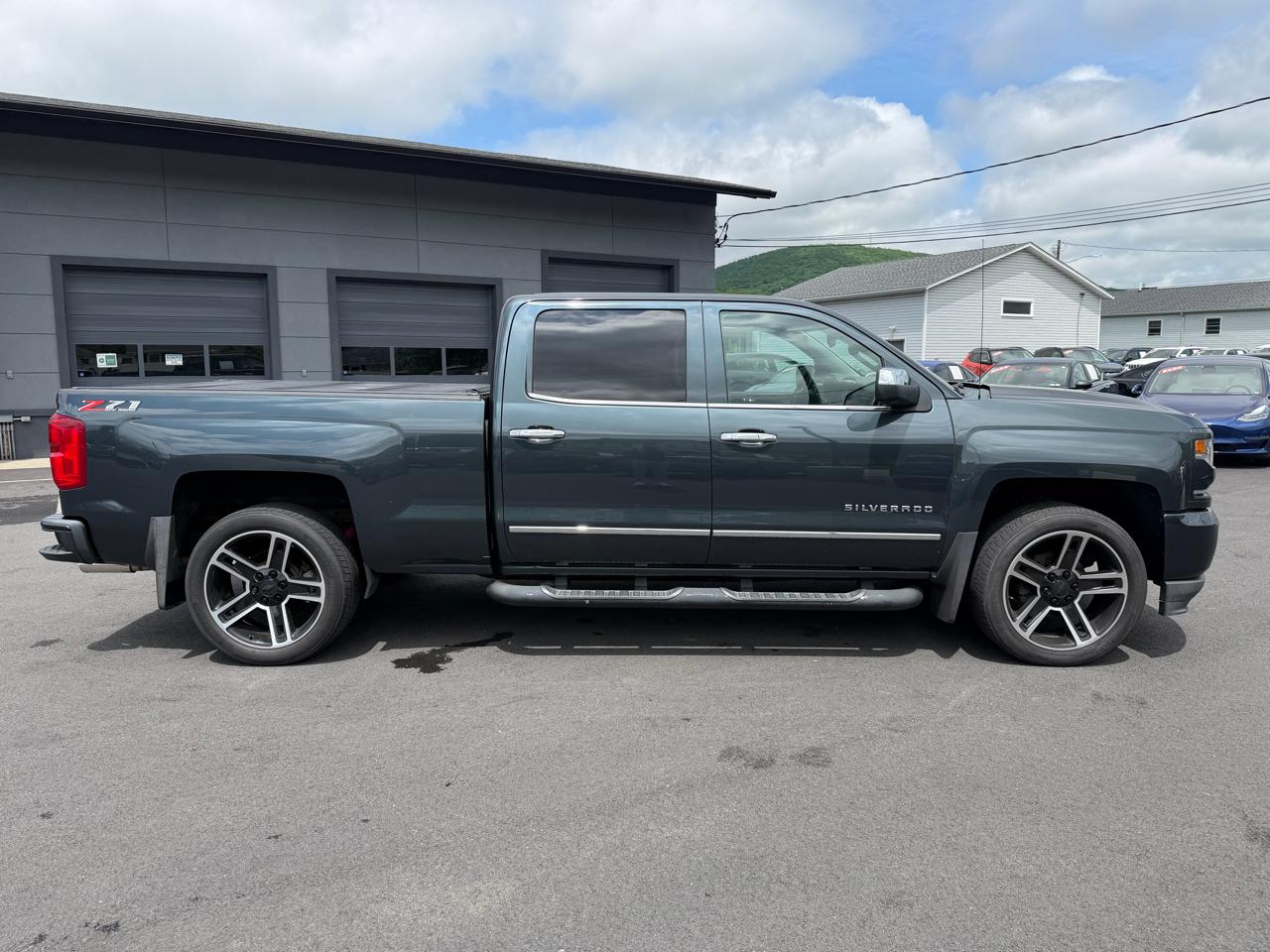 Chevrolet Silverado 1500  2018