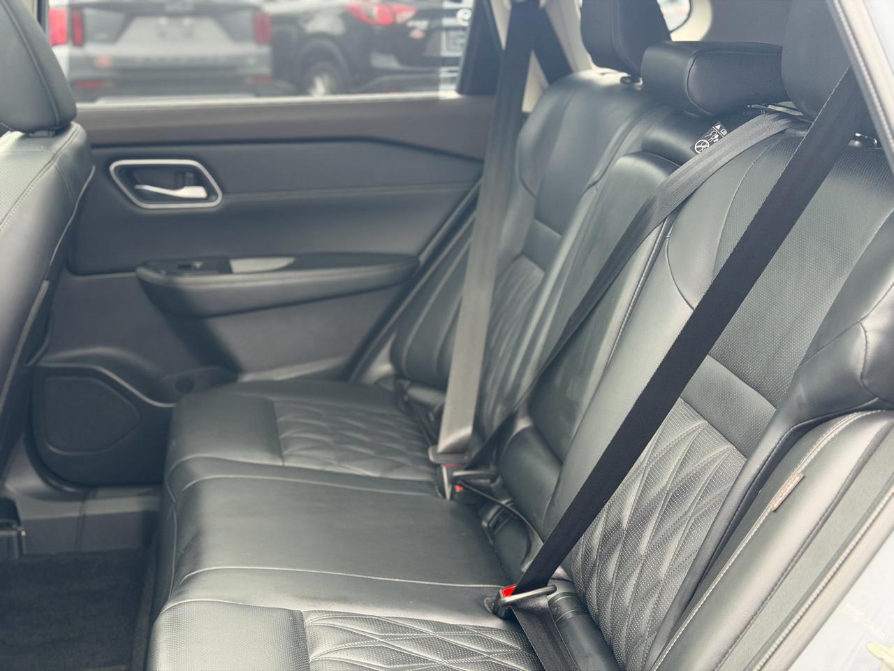 Nissan Rogue  2023