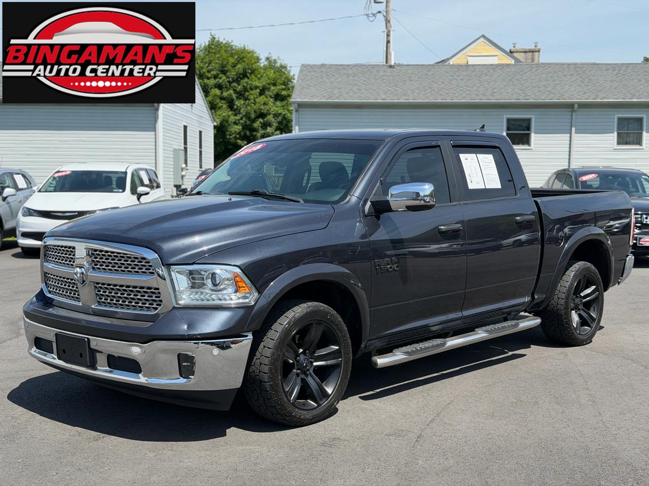 2018 RAM 1500 Laramie 4x4 Crew Cab 5'7's photo