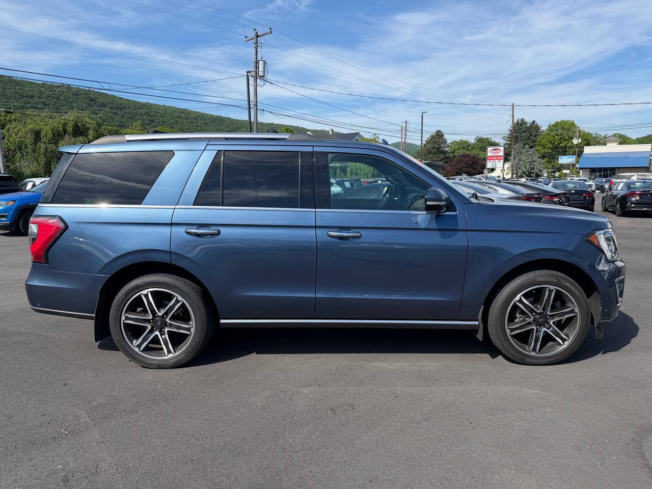 Ford Expedition  2020