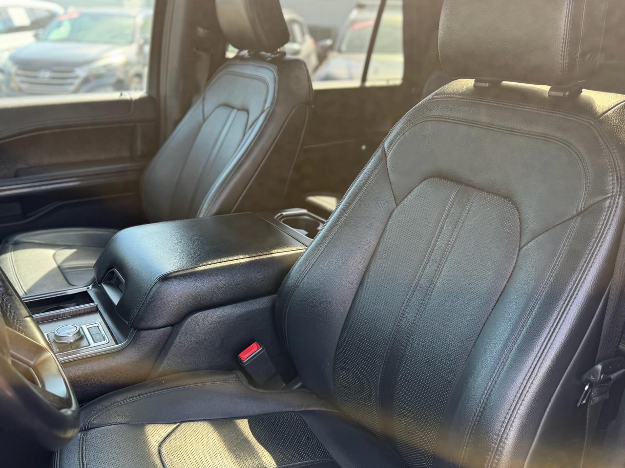 Ford Expedition  2020