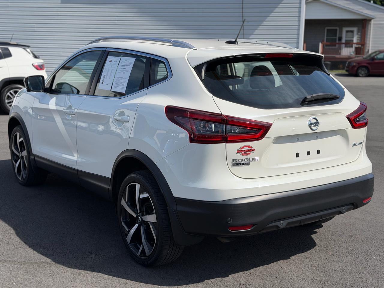 Nissan Rogue Sport  2021