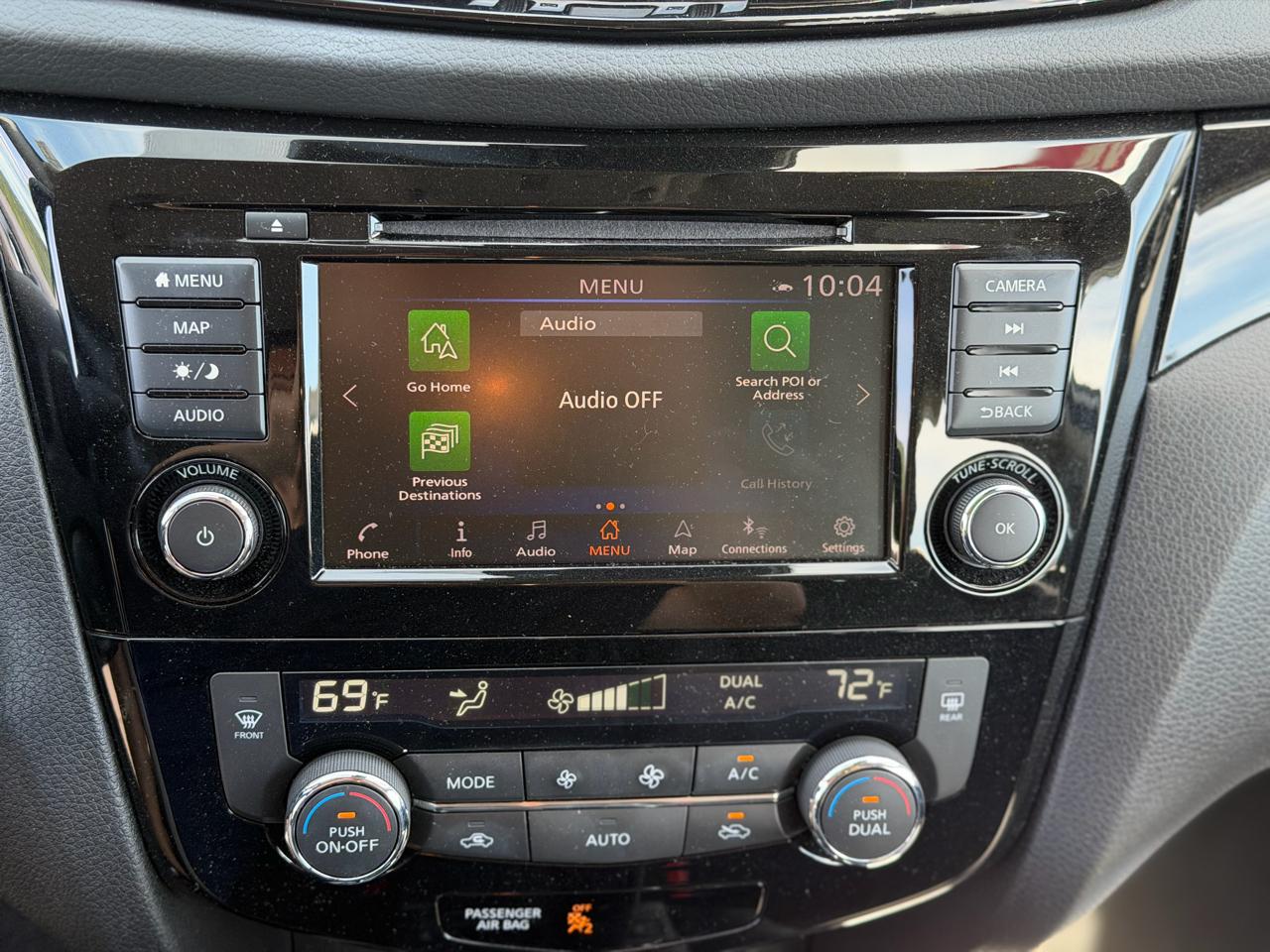Nissan Rogue Sport  2021