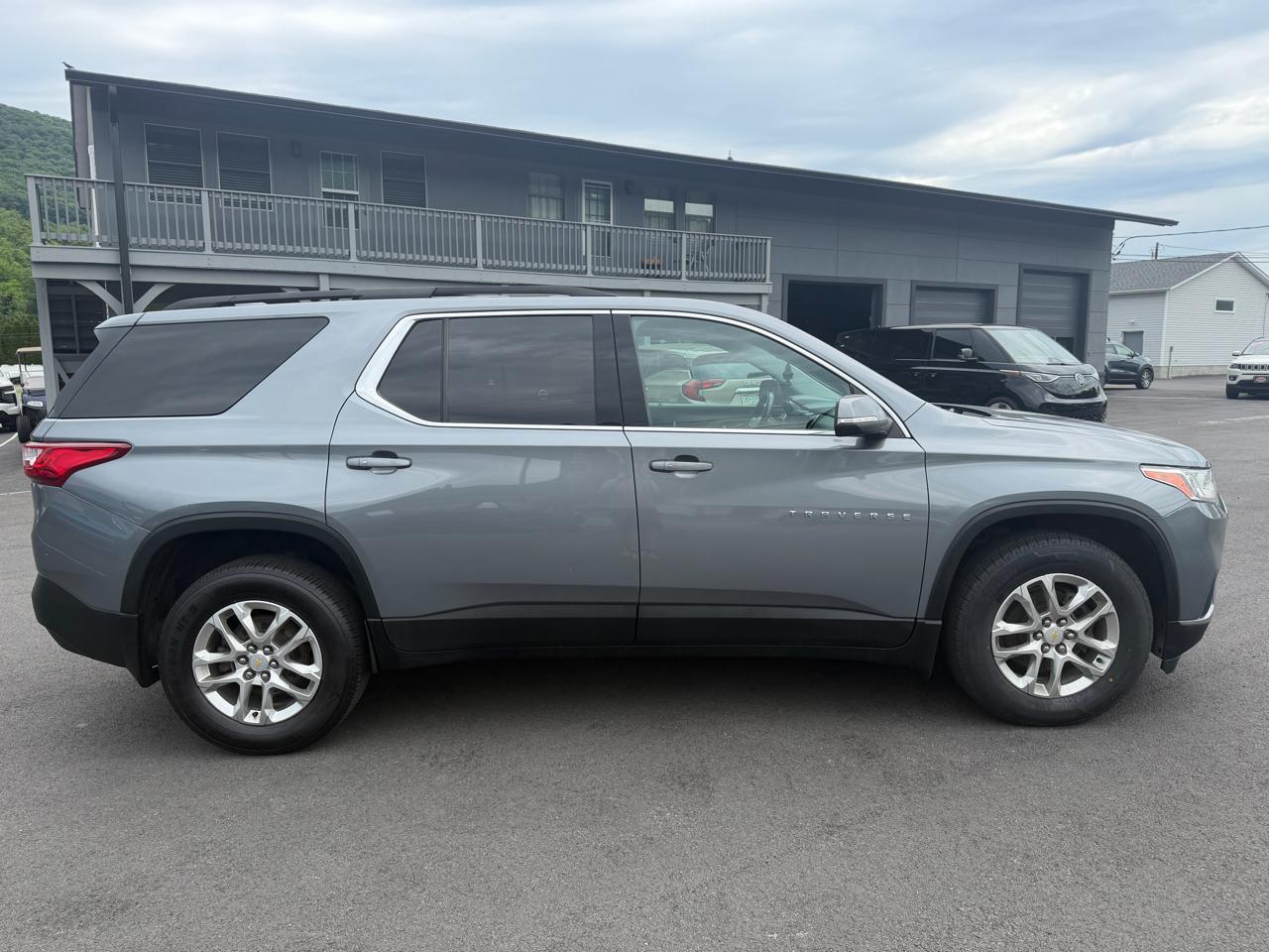 Chevrolet Traverse  2021