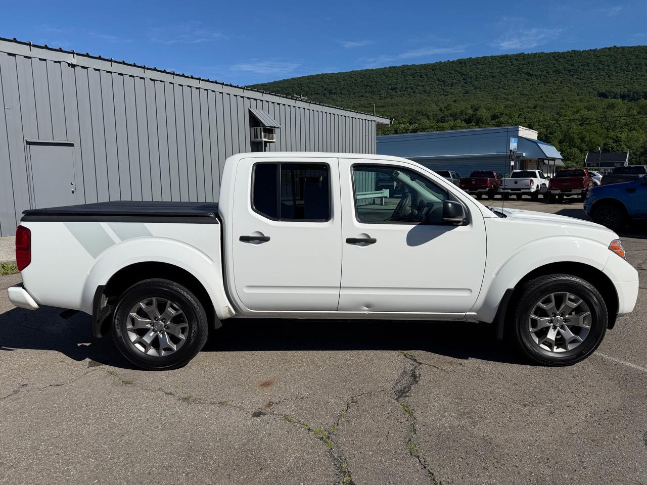 Nissan Frontier  2021