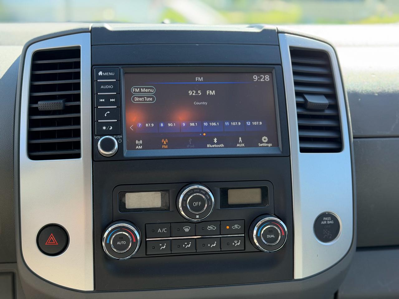 Nissan Frontier  2021