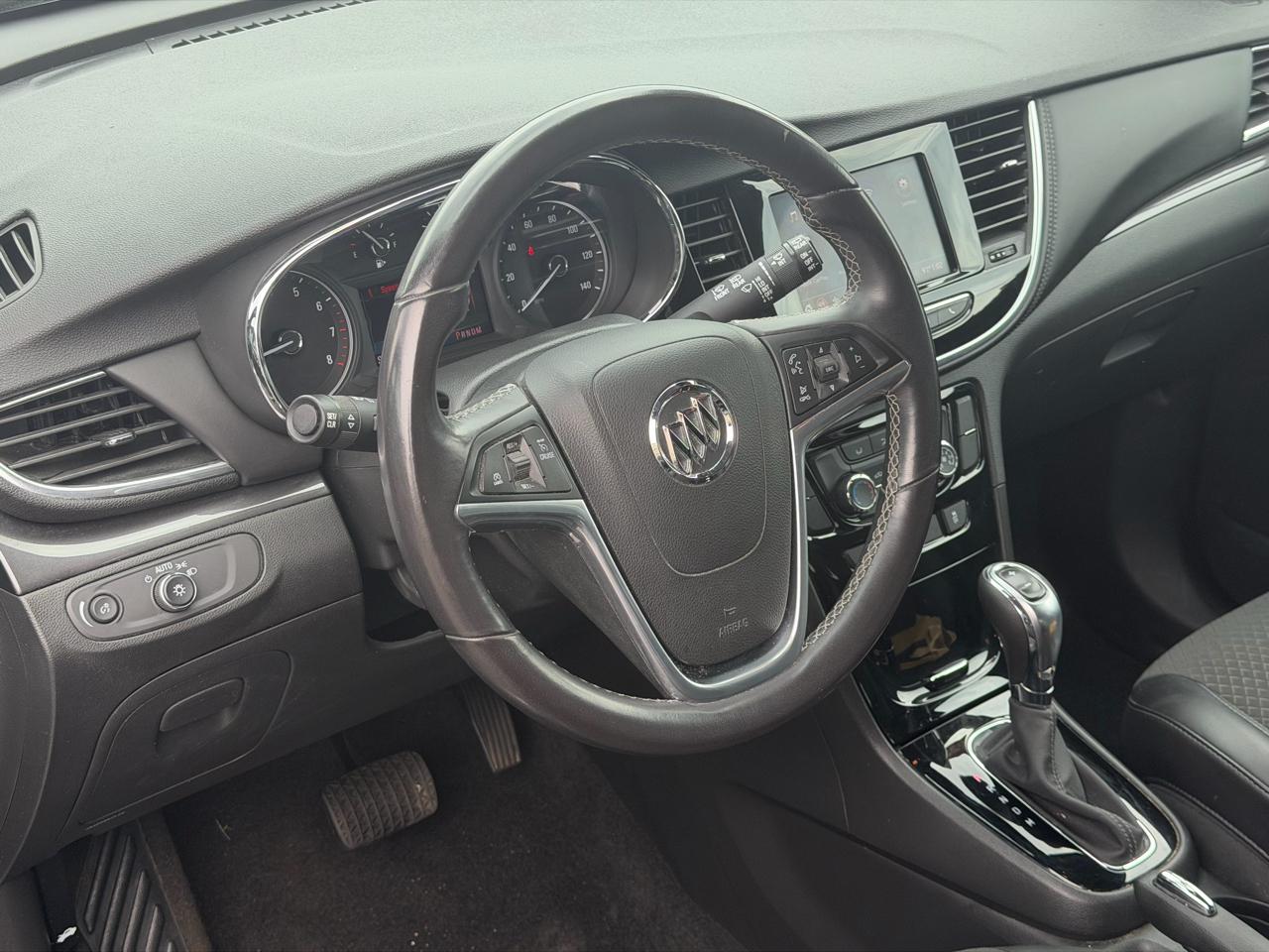 Buick Encore  2022