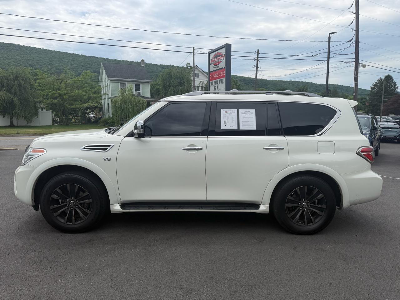Nissan Armada  2020