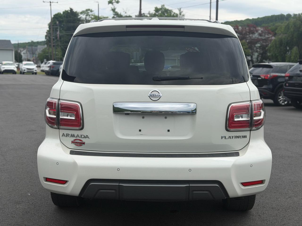 Nissan Armada  2020