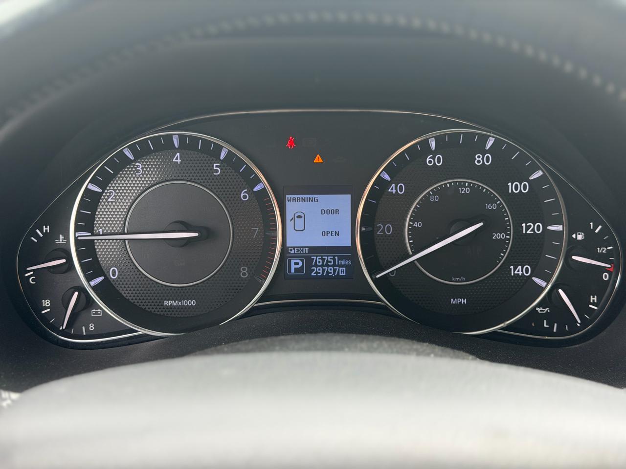 Nissan Armada  2020