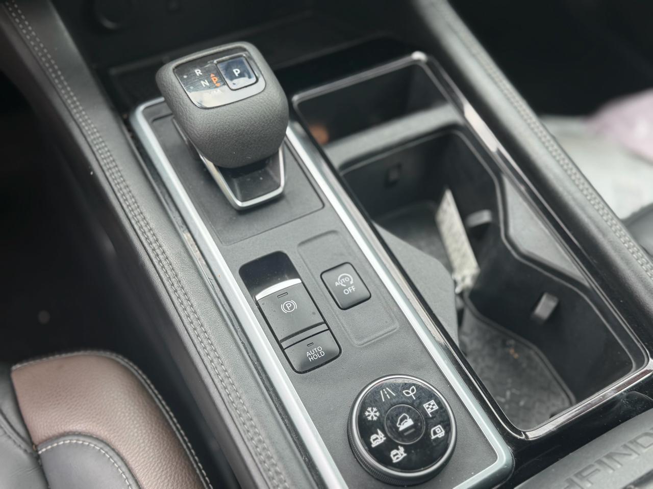 Nissan Pathfinder  2022
