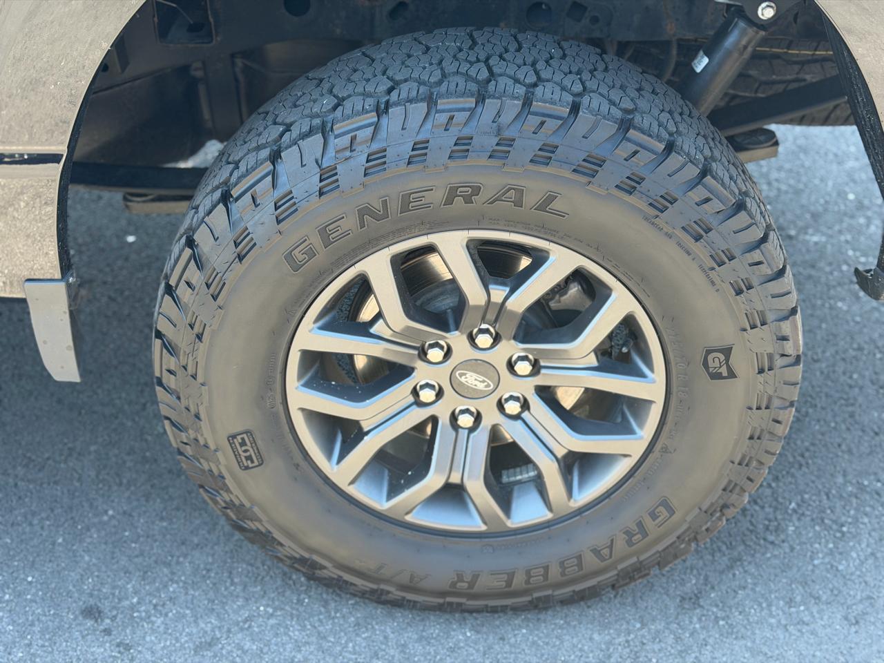 Ford F-150  2021
