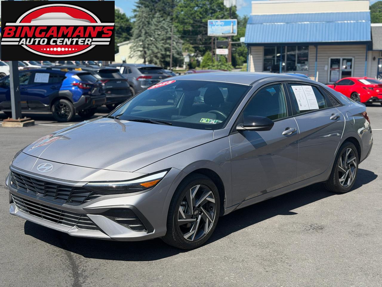 Hyundai Elantra  2025