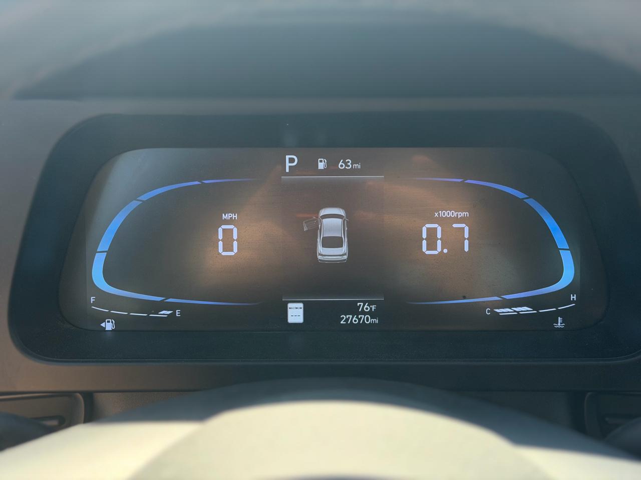 Hyundai Elantra  2025