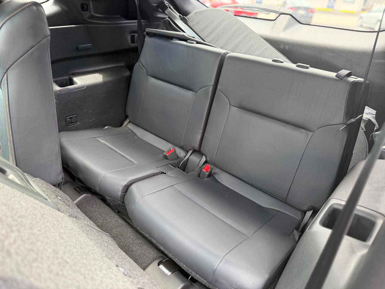 Mitsubishi Outlander  2023