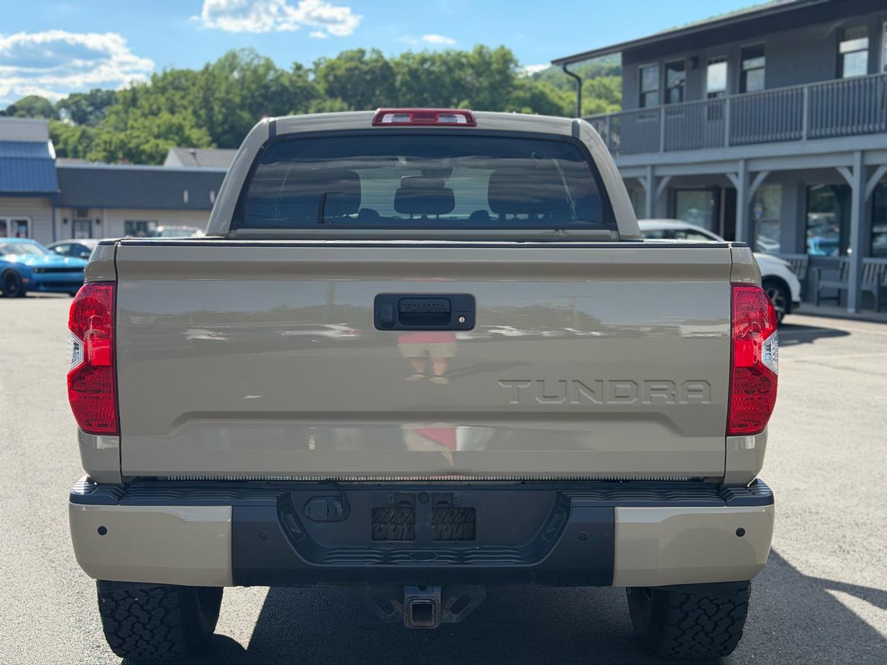 Toyota Tundra  2019