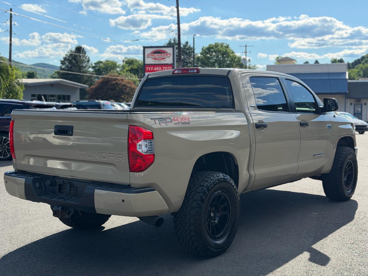 Toyota Tundra  2019