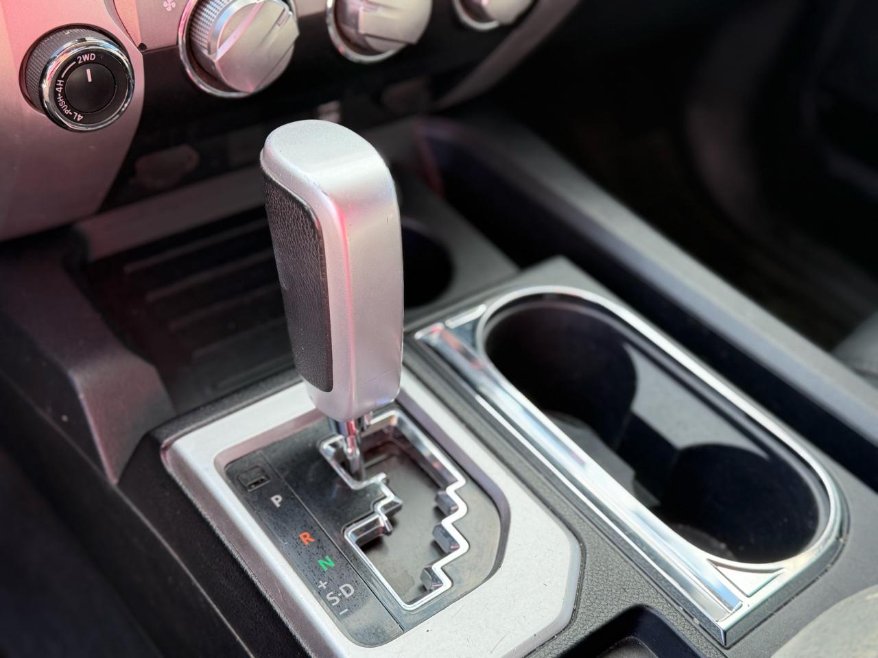 Toyota Tundra  2019
